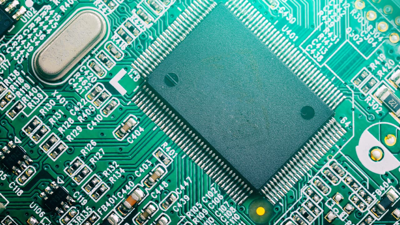 China to Exempt Outsourced US Chipmakers from Retaliatory Tariffs