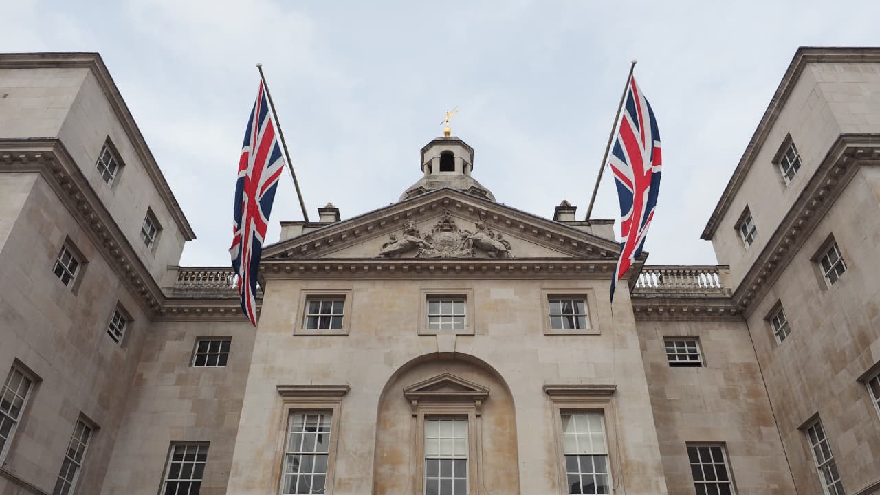 UK Government Reveals AI Factory Antenna Proposal to Increase Collaboration with Europe