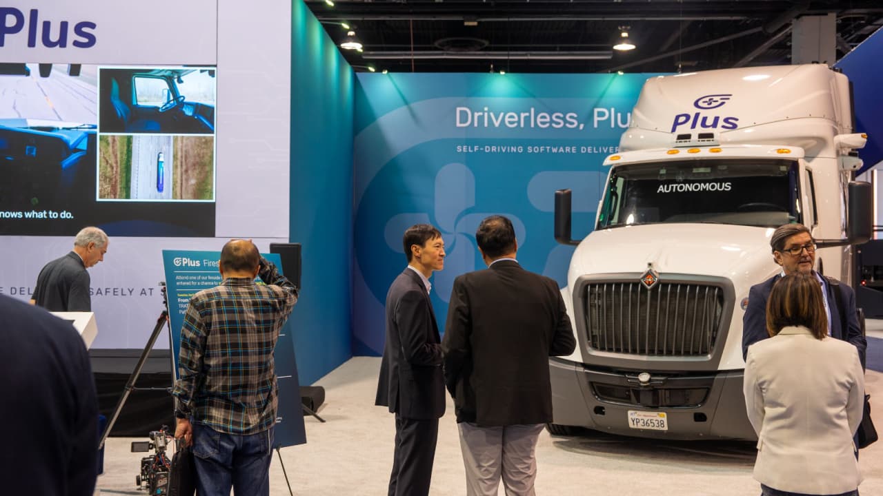 Plus AI Voices Optimism for US Federal Autonomous Trucking Regulations
