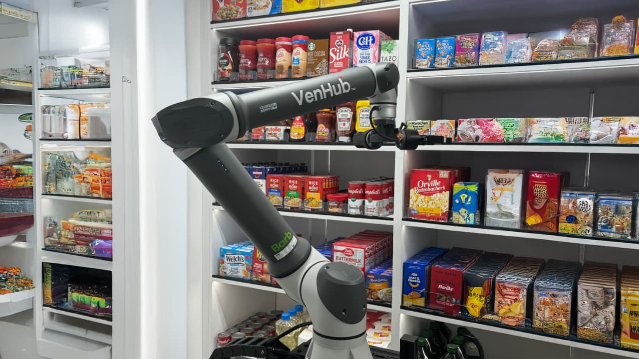 VenHub Unveils 24/7 AI-Powered Smart Store at LAX Metro Transit Center