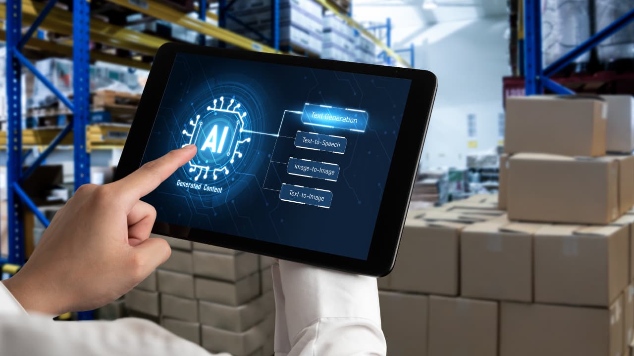Amazon Debuts AI Breakthroughs to Transform Logistics & CX