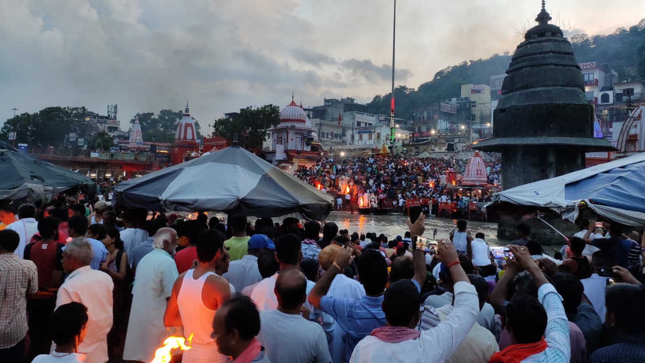 Maharashtra to Utilize AI, AR/VR for Crowd and Traffic Management at 2027 Nashik Kumbh Mela 