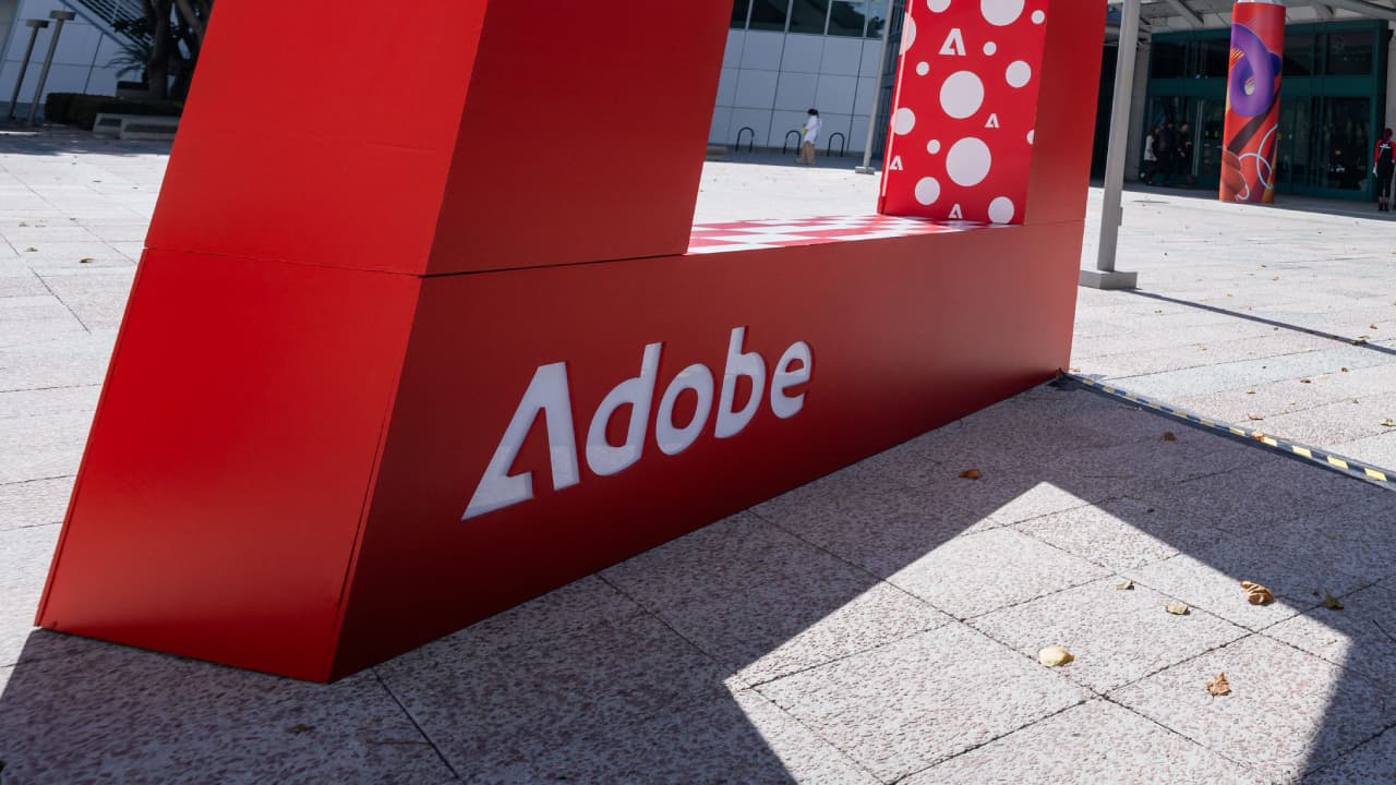 Adobe Launches Firefly Mobile App & Collaborative AI Tools