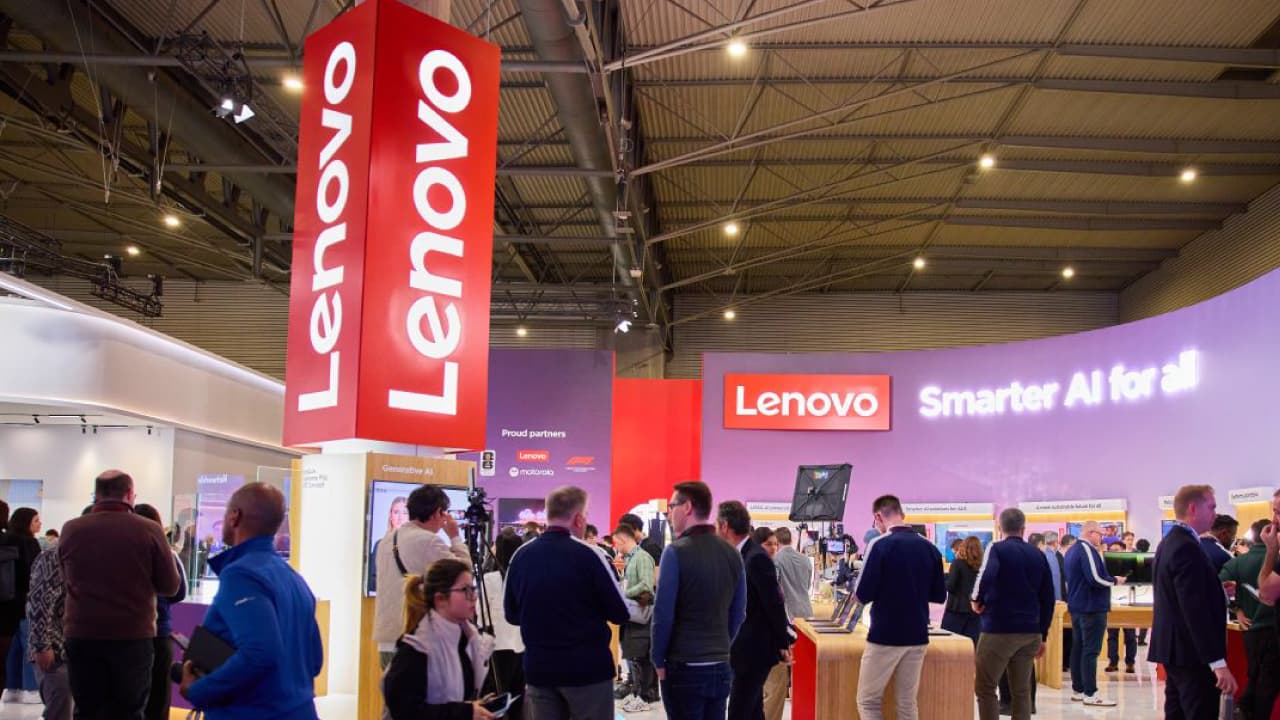 Lenovo Expands Hybrid AI Advantage with New Solutions and Services to Accelerate Enterprise AI Adoption 