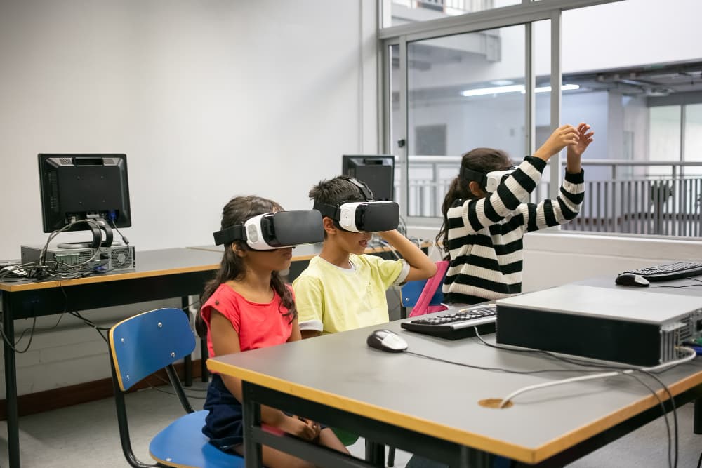 Delhi Schools to Get AI, Robotics & Smart Classrooms